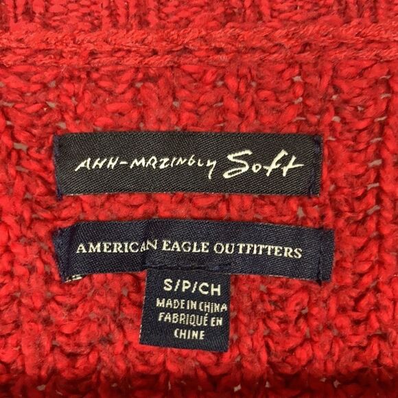 American Eagle Red Soft Knitted Sweater - Picture 5 of 5